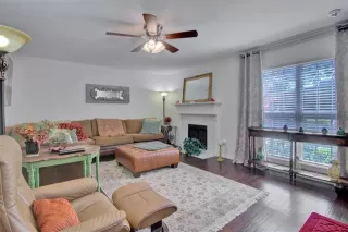 Photo #3: 20024849 Listing 