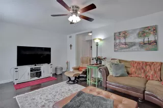 Photo #5: 20024849 Listing 