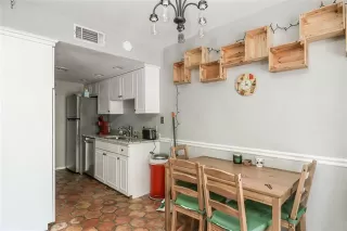 Photo #6: 20034452 Listing 