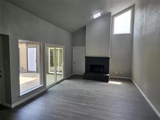 Photo #2: 20628113 Listing