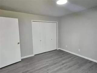 Photo #6: 20628113 Listing