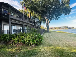 Photo #4: 20638012 Listing 