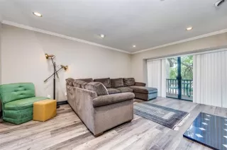 Photo #6: 20699546 Listing