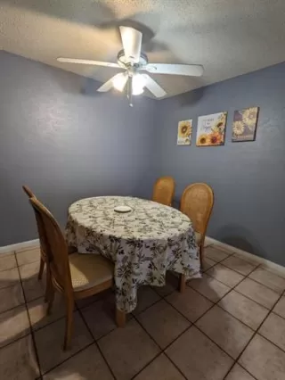 Photo #5: 20717620 Listing 