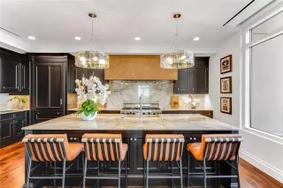 Photo #6: 20720348 Listing 