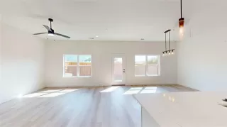 Photo #4: 20754118 Listing 