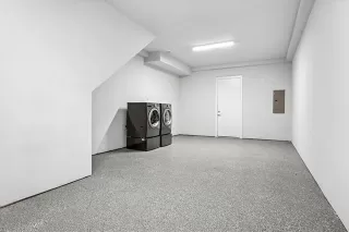 Photo #6: 20760504 Listing 