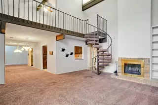 Photo #3: 20784625 Listing