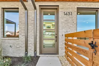 Photo #2: 20793439 Listing