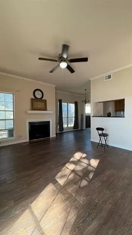 Photo #5: 20810545 Listing