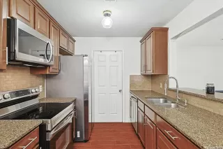 Photo #5: 20811205 Listing 
