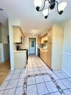 Photo #6: 20811718 Listing 