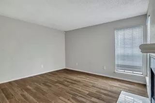 Photo #5: 20822294 Listing 