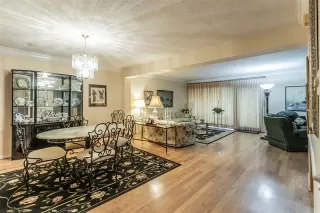 Photo #2: 20823449 Listing