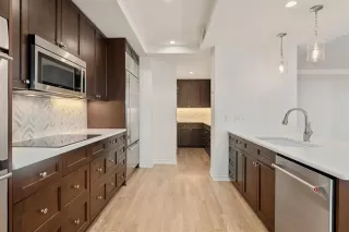 Photo #5: 20825570 Listing 