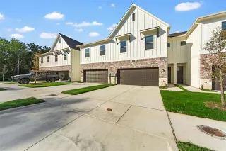 Photo #2: 20835096 Listing 