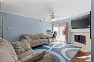 Photo #3: 20840950 Listing