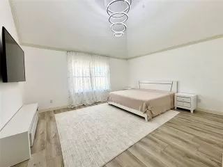 Photo #6: 20842146 Listing 