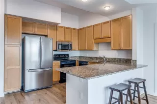 Photo #6: 20843471 Listing