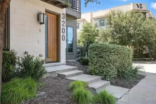 Photo #2: 20847610 Listing 