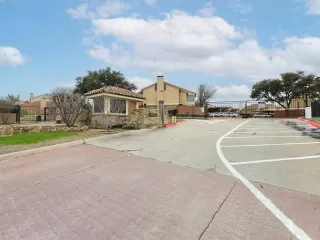 Photo #4: 20853876 Listing 