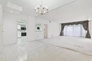 Photo #5: 20856595 Listing