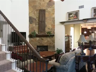 Photo #3: 20856847 Listing