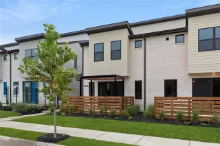 Photo #2: 20864227 Listing