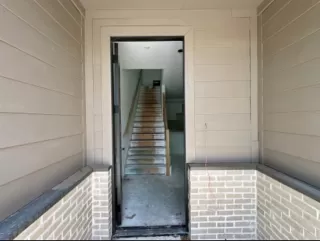 Photo #2: 20864237 Listing 