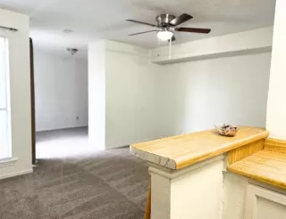 Photo #4: 20869418 Listing