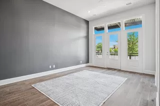 Photo #5: 20873260 Listing