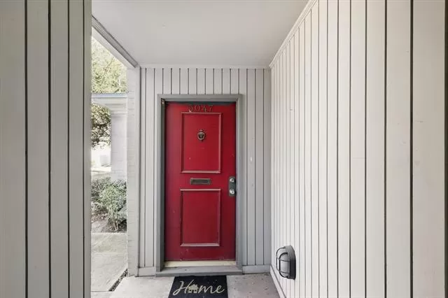 MLS: 20874377 Condo For Sale