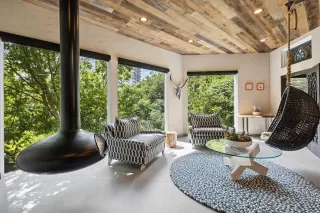 Photo #5: 20876246 Listing 