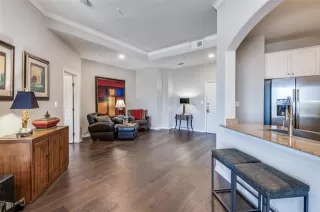 Photo #3: 20877190 Listing 