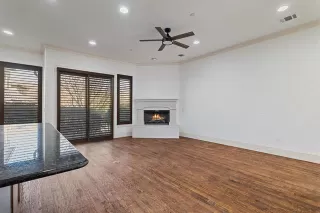 Photo #5: 20877221 Listing 