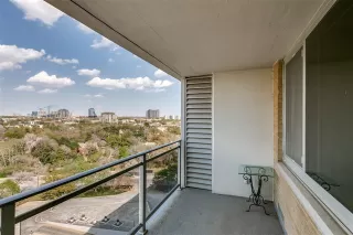 Photo #4: 20884406 Listing 