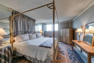 Photo #5: 20884406 Listing 