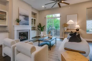 Photo #3: 20885171 Listing