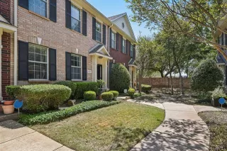 Photo #4: 20887318 Listing