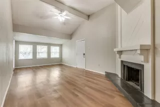 Photo #4: 20888507 Listing 