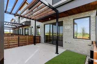 Photo #3: 20889586 Listing 