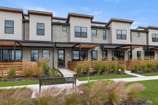 Photo #2: 20889640 Listing 