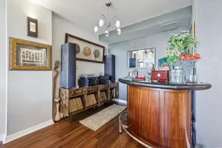 Photo #3: 20896659 Listing