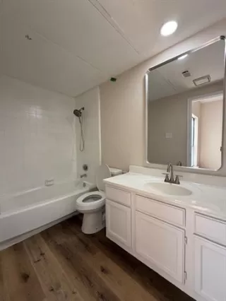 Photo #3: 20898746 Listing 