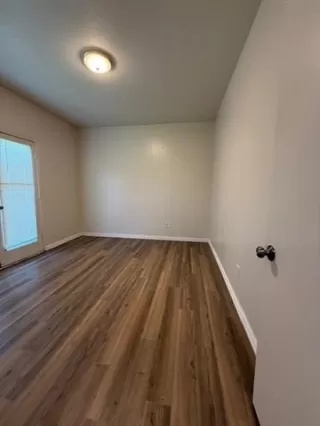 Photo #4: 20899164 Listing