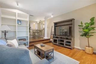 Photo #3: 20900106 Listing 