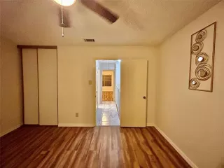 Photo #6: 20900708 Listing