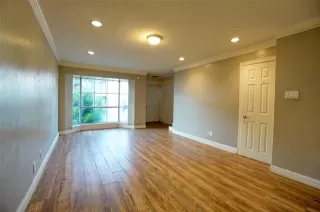 Photo #5: 20902010 Listing 