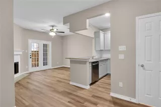 Photo #3: 20903373 Listing 