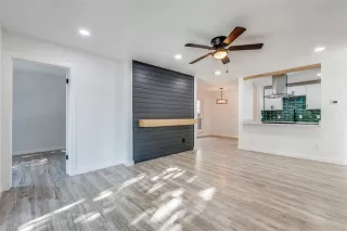 Photo #3: 20903732 Listing 